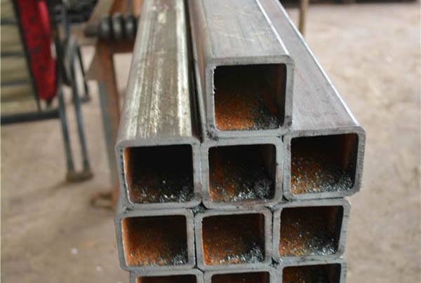 大兴安岭无缝方管